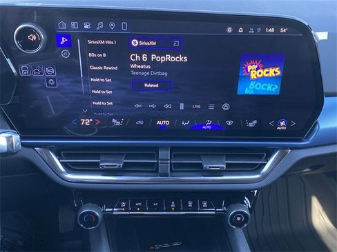 New 2026 Chevrolet Equinox EV LT image 11