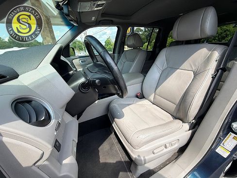 Used 2011 Honda Pilot EX-L image 12