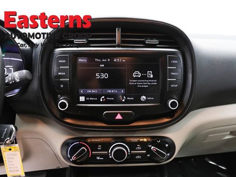 Used 2025 Kia Soul LX FWD image 12