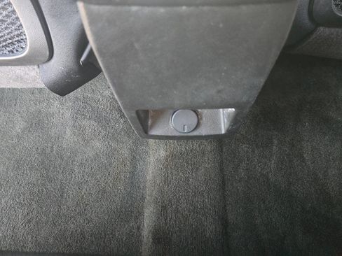 Used 2017 Chevrolet Equinox LS image 29