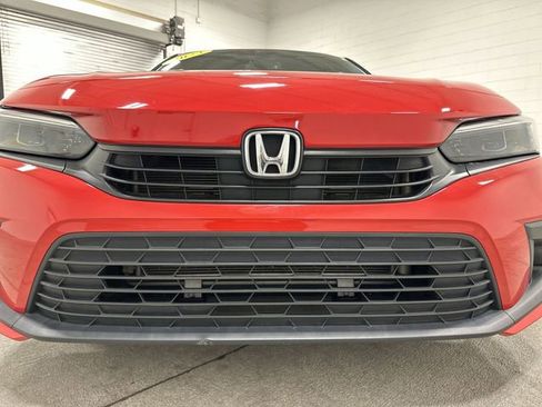 Used 2023 Honda Civic Sport image 10