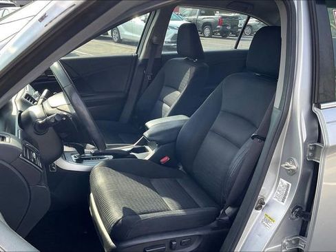 Used 2015 Honda Accord Sport image 25