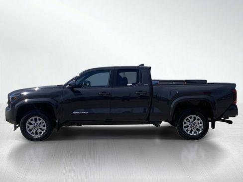 Certified 2026 Toyota Tacoma SR5 AWD/4WD image 2