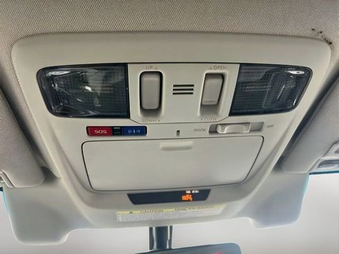 Used 2018 Subaru Outback 2.5i Limited image 29