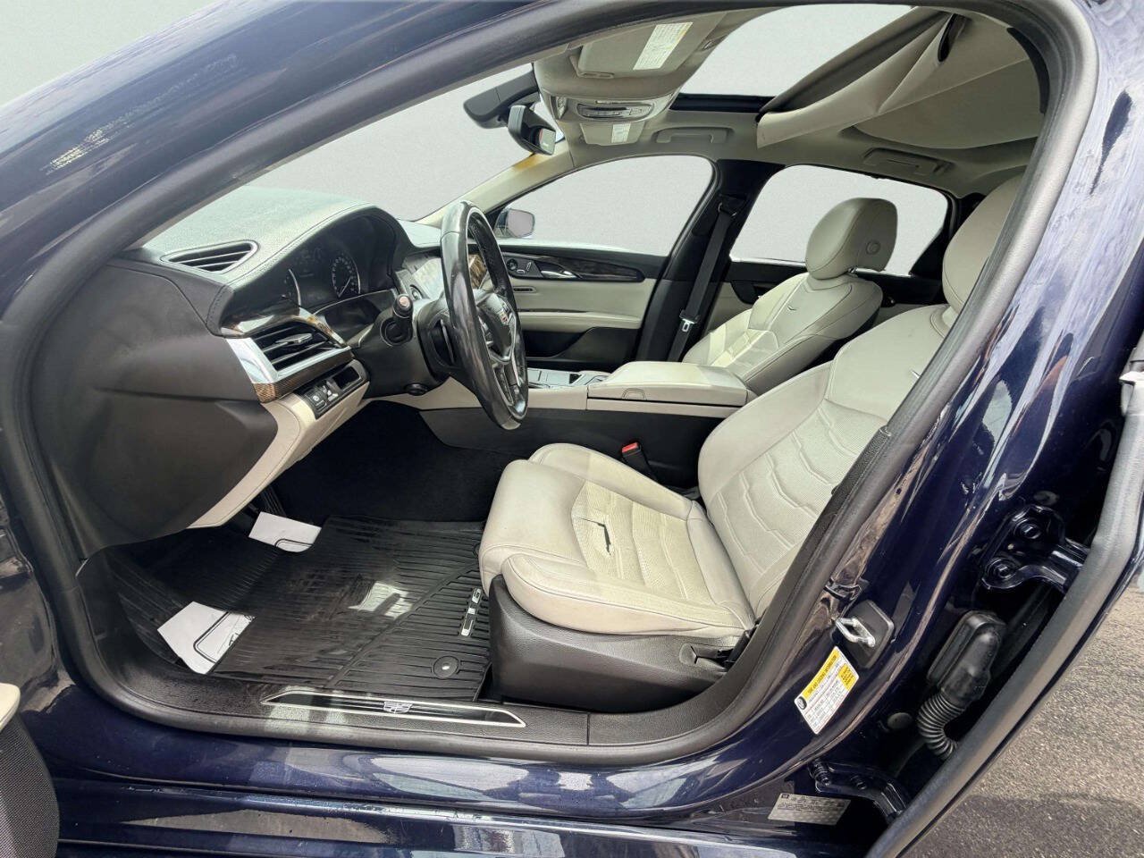 Used 2018 Cadillac CT6 Luxury AWD/4WD image 21