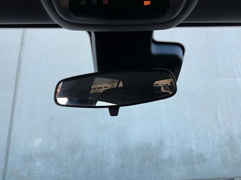 Used 2025 Buick Encore GX Preferred image 16