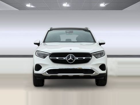 Used 2026 Mercedes-Benz GLC 300 image 5