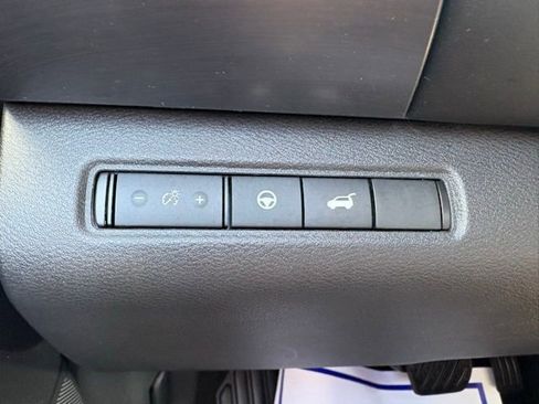 Used 2023 Nissan Pathfinder SL w/ SL Premium Package AWD/4WD image 27