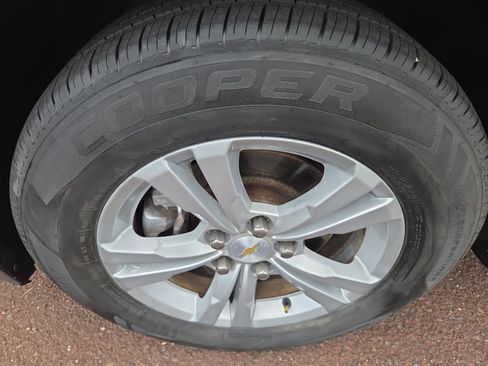 Used 2015 Chevrolet Equinox LT FWD image 12