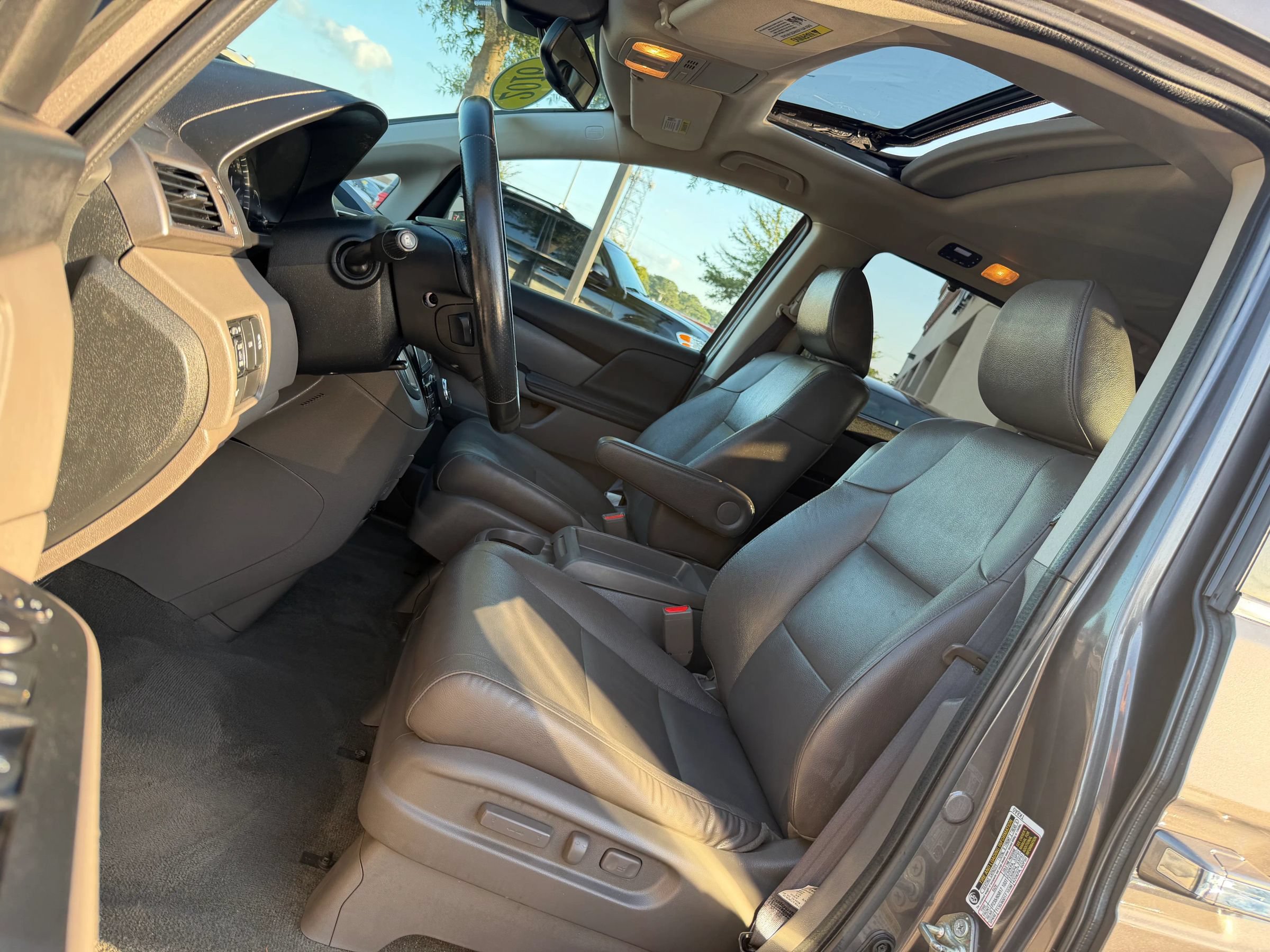 Used 2016 Honda Odyssey EX-L image 10