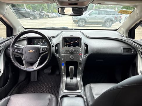 Used 2014 Chevrolet Volt Premium w/ Premium Trim Package FWD image 7