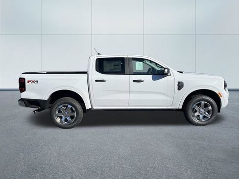 Used 2025 Ford Ranger XLT w/ FX4 Off-Road Package AWD/4WD image 2