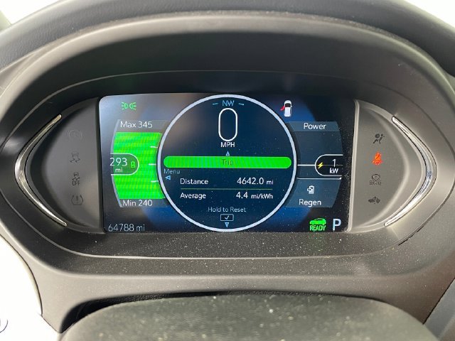 Used 2017 Chevrolet Bolt Premier w/ Driver Confidence II Package FWD image 5
