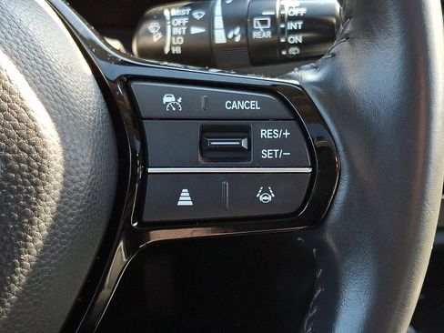 Used 2024 Honda HR-V EX-L image 22