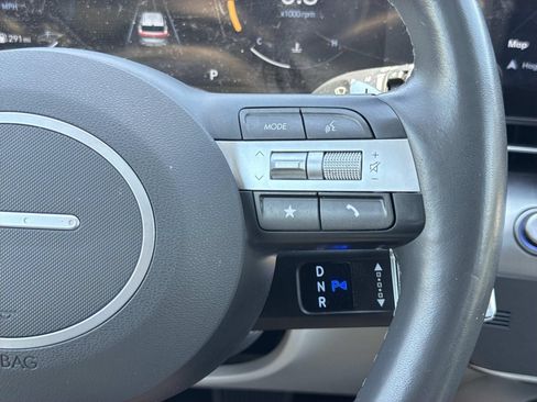 Used 2024 Hyundai Kona Limited AWD/4WD image 14