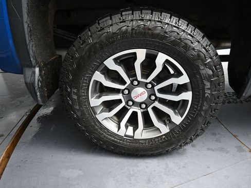 Used 2023 GMC Sierra 1500 AT4 AWD/4WD image 17