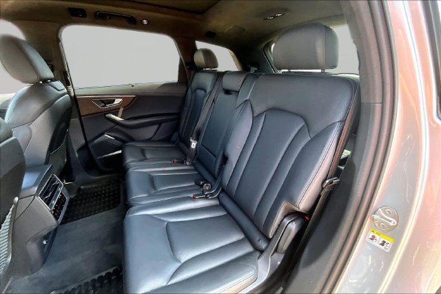 Used 2023 Audi Q7 3.0T Prestige w/ Prestige Package AWD/4WD image 28