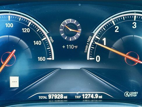 Used 2019 BMW 740i w/ Executive Package RWD image 12
