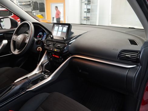 Used 2022 Mitsubishi Eclipse Cross LE AWD/4WD image 34