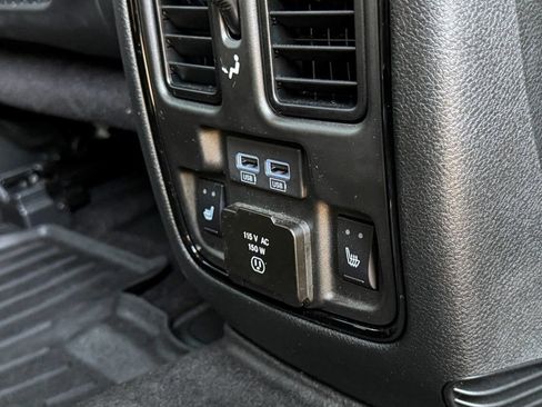 Used 2022 Dodge Durango R/T w/ Tow 'N Go Package image 14