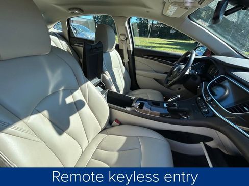 Used 2017 Buick LaCrosse Preferred image 26