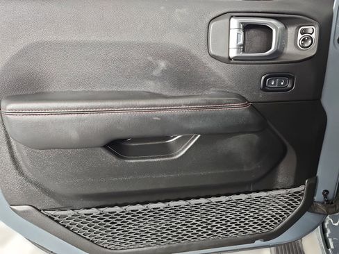 Used 2024 Jeep Wrangler Unlimited Rubicon image 10