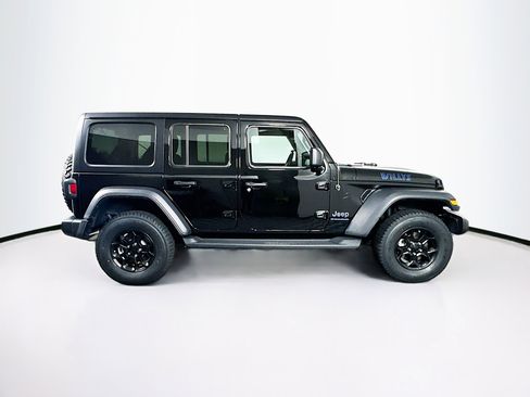 Used 2023 Jeep Wrangler Unlimited w/ Cold Weather Group AWD/4WD image 10