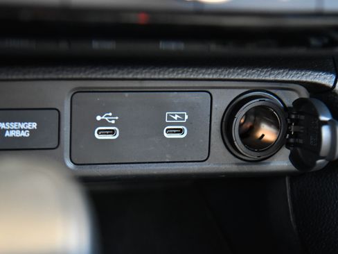 Used 2025 Honda Civic Sport image 23