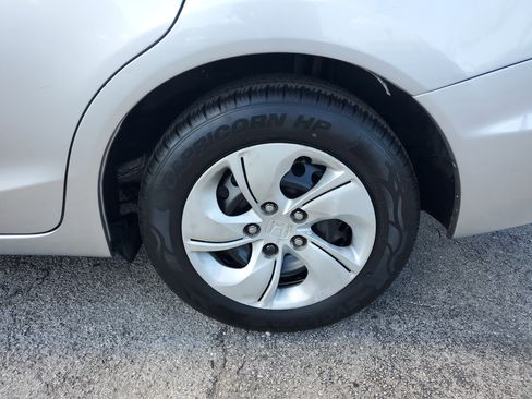 Used 2014 Honda Civic LX image 29