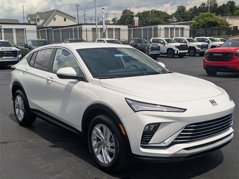 New 2025 Buick Envista Preferred image 3