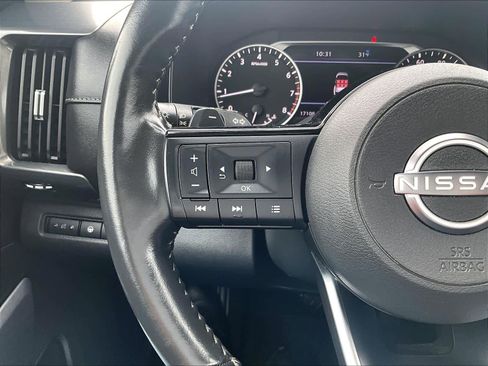 Used 2023 Nissan Pathfinder SL image 23