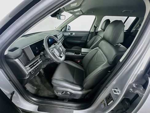 Used 2026 Hyundai Santa Fe SEL FWD image 13