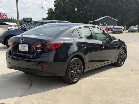 Used 2015 MAZDA MAZDA3 i Sport FWD image 5