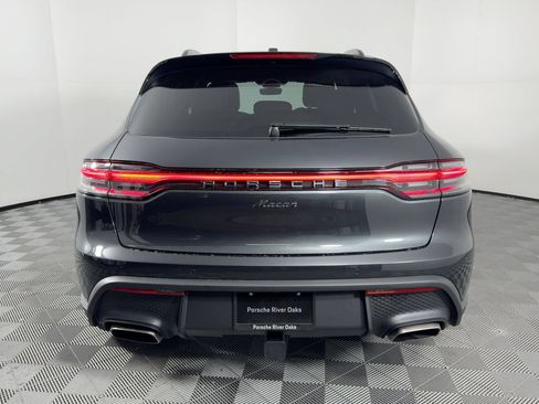 Certified 2026 Porsche Macan AWD/4WD image 10