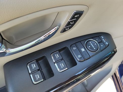 Used 2019 Kia Sedona EX w/ EX Premium Package image 15