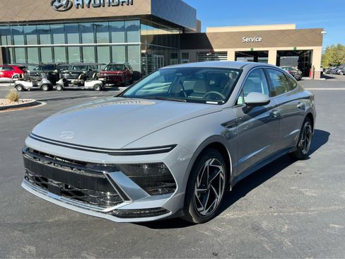 Certified 2026 Hyundai Sonata SEL AWD/4WD image 2