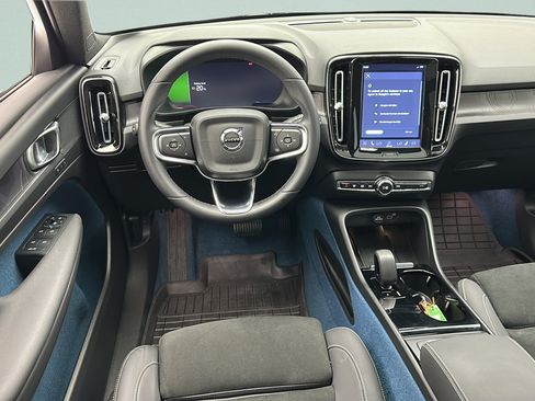 Used 2023 Volvo XC40 Recharge Plus AWD/4WD image 10