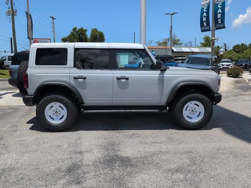 New 2026 Ford Bronco Heritage Edition AWD/4WD image 2