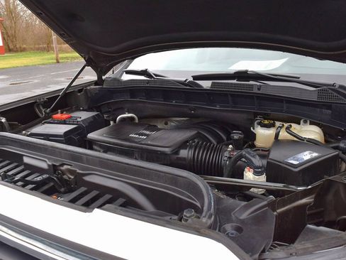 Used 2019 GMC Sierra 1500 SLT image 12