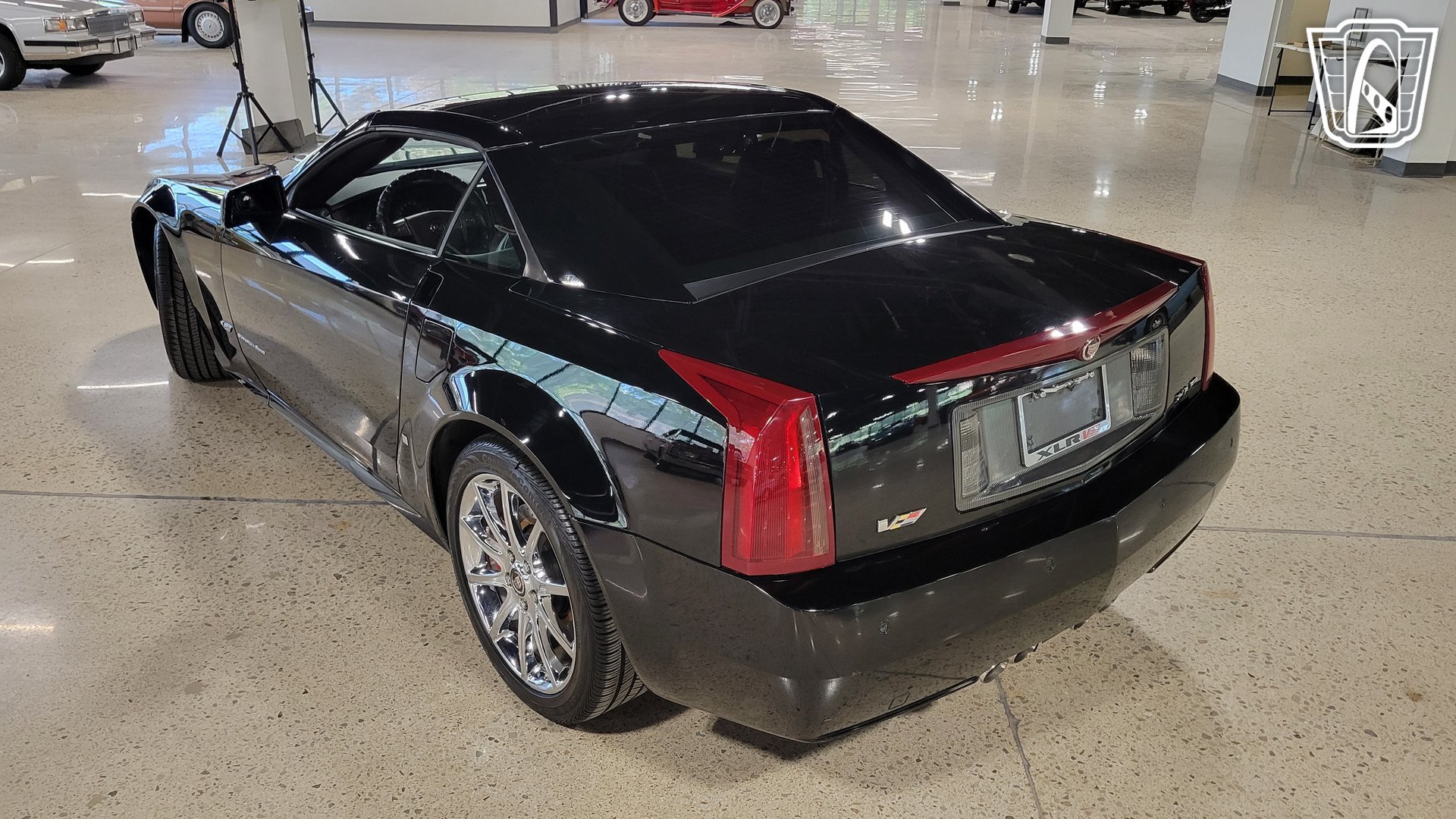 Used 2008 Cadillac XLR V RWD image 30