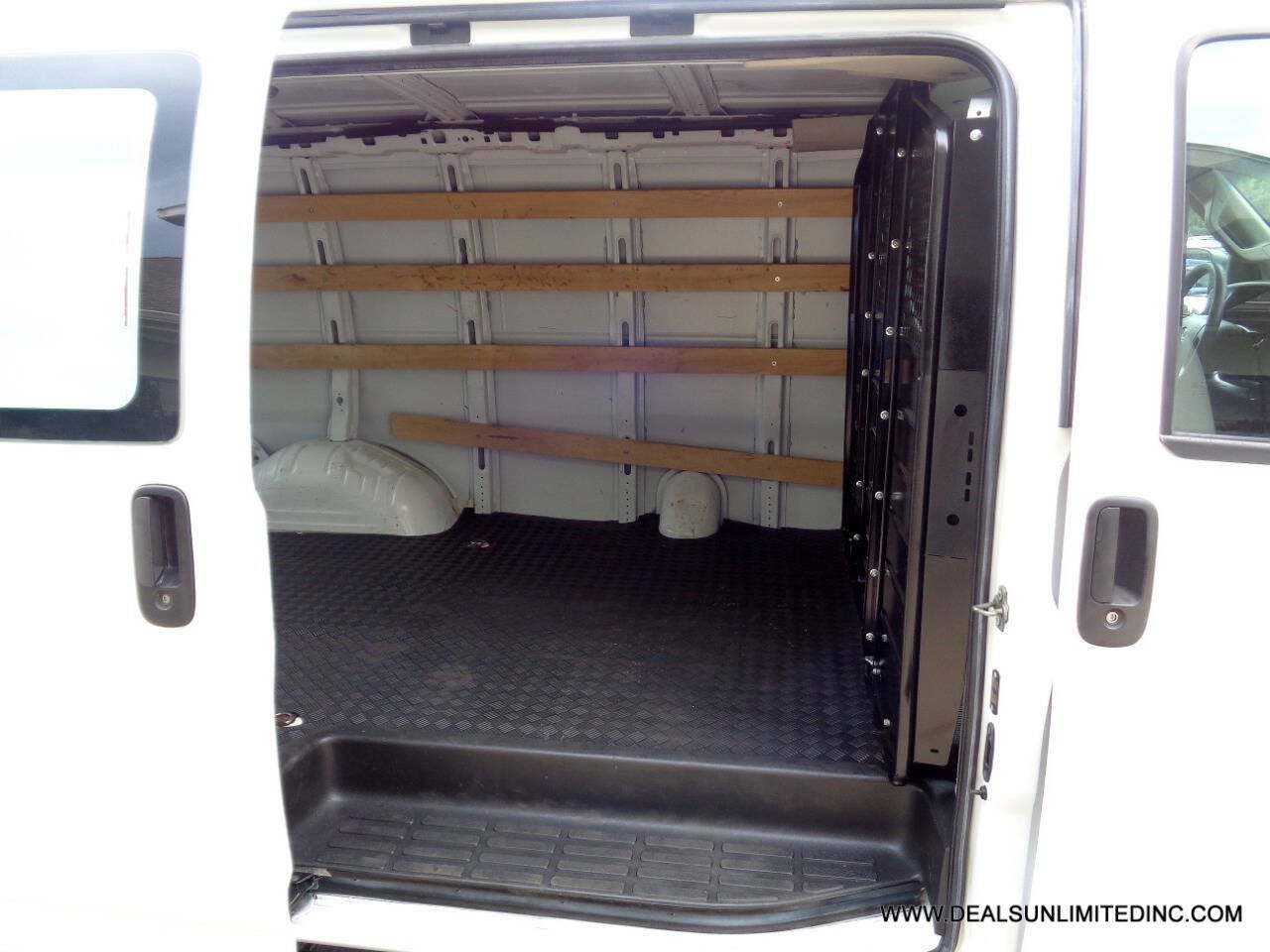 Used 2020 GMC Savana 2500 w/ Driver Convenience Package RWD image 17