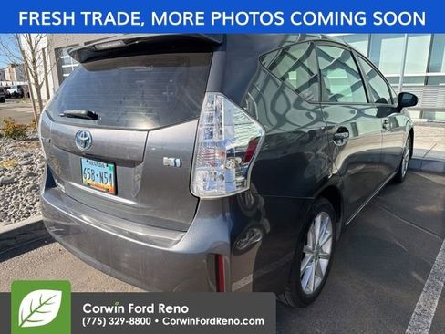 Used 2013 Toyota Prius V Five image 5