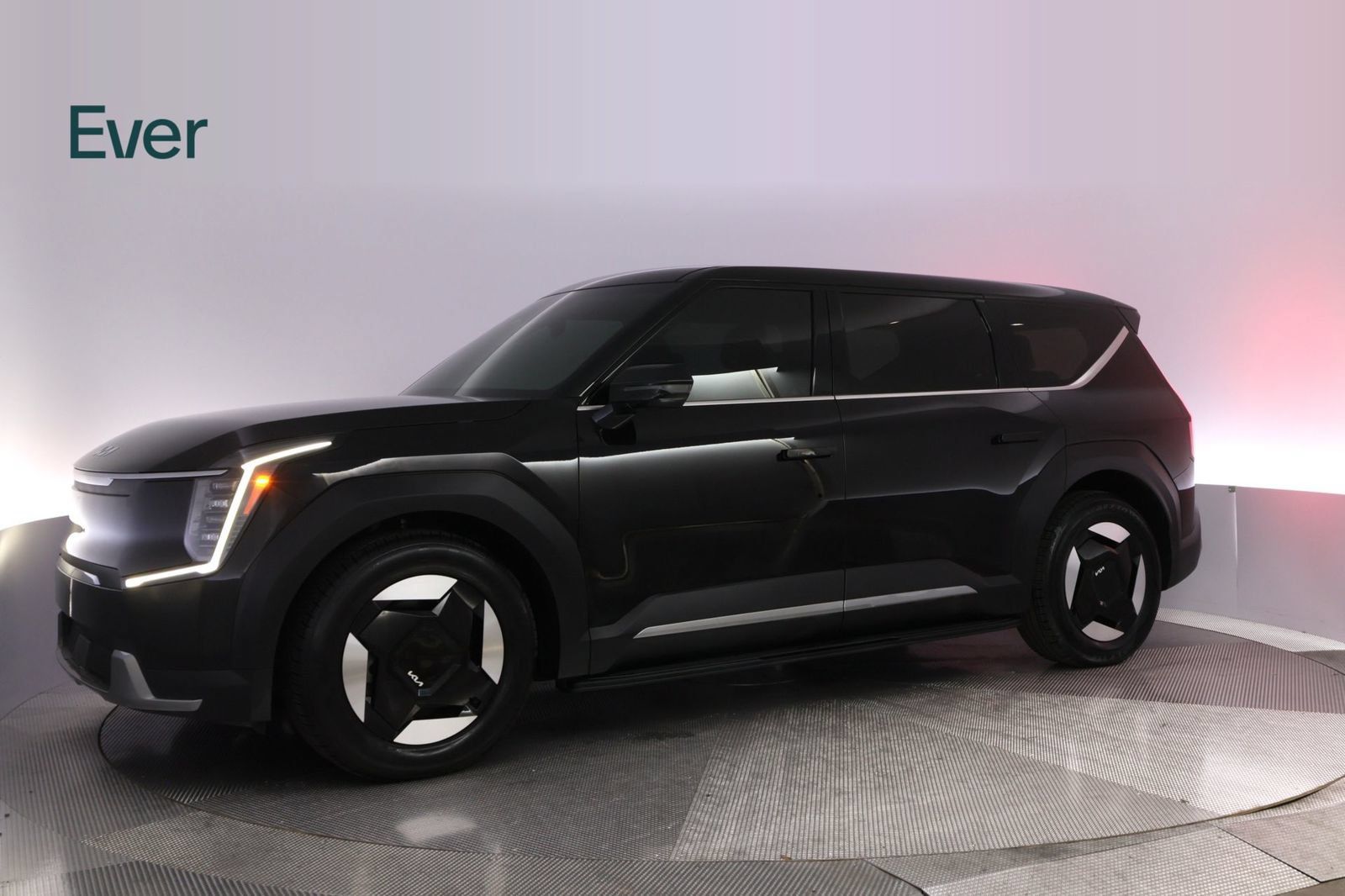 Used 2024 Kia EV9 Light Long Range RWD image 18