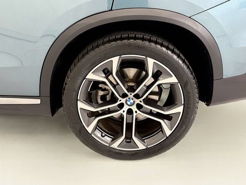 Used 2024 BMW X5 xDrive40i w/ Premium Package AWD/4WD image 30