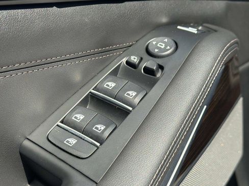 Used 2025 BMW X5 xDrive40i AWD/4WD image 36