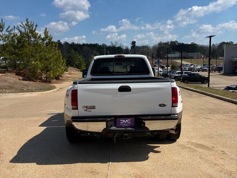 Used 2005 Ford F350 4x4 Crew Cab DRW Super Duty image 6