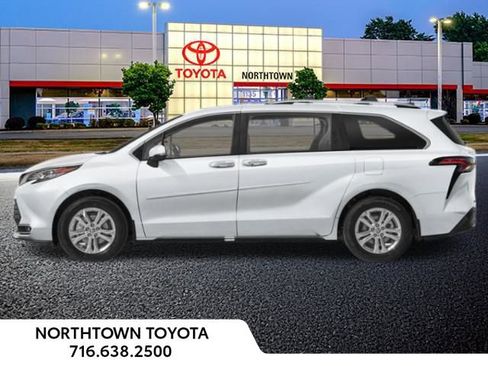 New 2026 Toyota Sienna Platinum image 3