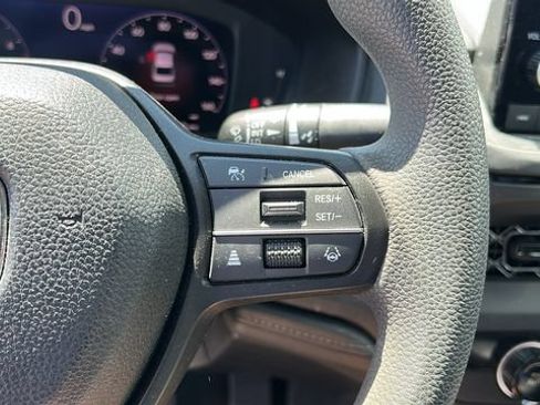 Used 2023 Honda Accord LX image 13