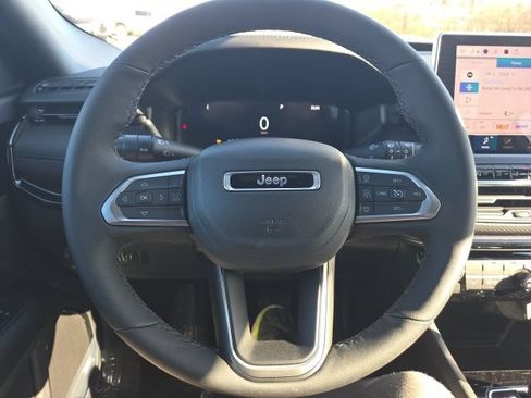 New 2026 Jeep Compass Limited w/ Sun, Sound & Navigation Group AWD/4WD image 17
