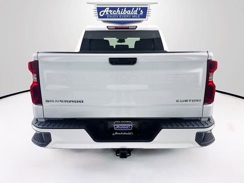 Used 2022 Chevrolet Silverado 1500 Custom image 5